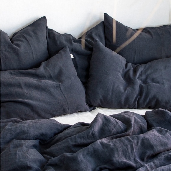 100% Natural Linen Graphite Blue Queen Bedding Set - Picture 5 of 7